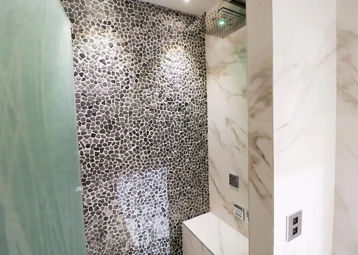 Flora- Loft Luxury - Tra Colosseo E Santa Maria Maggiore - Metro *