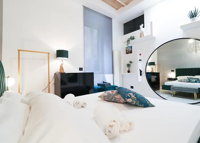 Flora- Loft Luxury - Tra Colosseo E Santa Maria Maggiore - Metro *