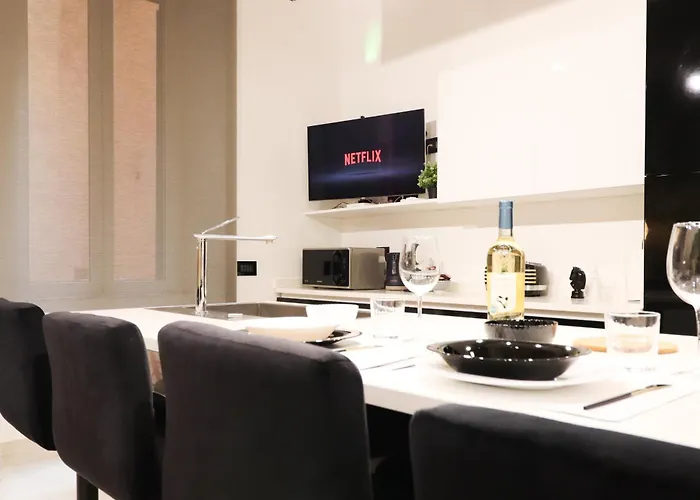 Flora- Loft Luxury - Tra Colosseo E Santa Maria Maggiore - Metro Appartamento